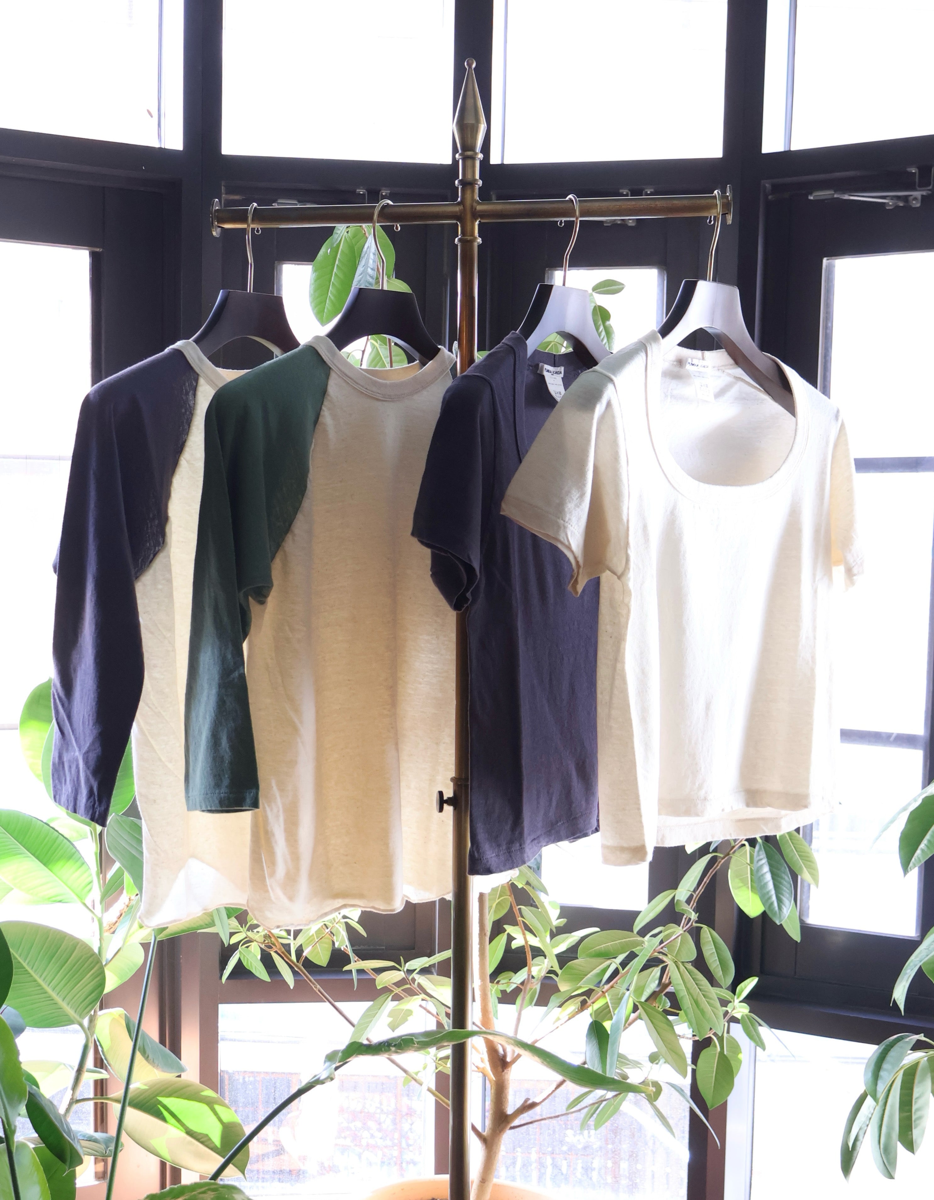 FUMIKA UCHIDA / RAGLAN T-SHIRTS / IVORY/NAVY – 601 | 京都