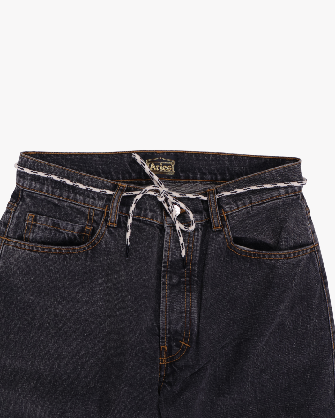 Aries / Washed Lilly Jean / Black