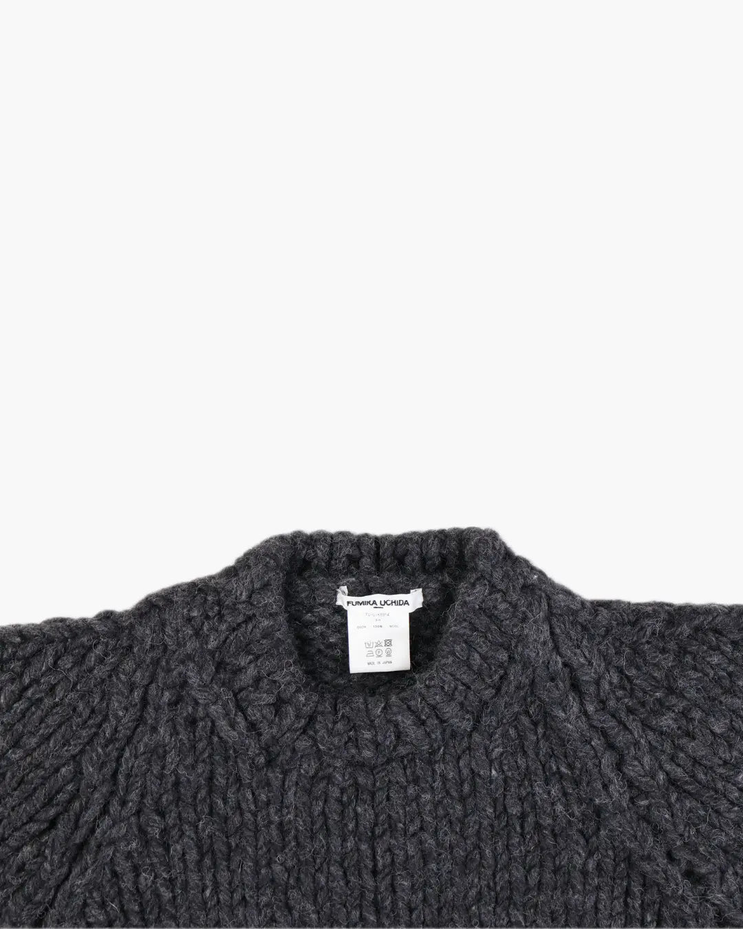 FUMIKA_UCHIDA / HAND KNITTED SHORT SLEEVE SWEATER / CHARCOAL FUMIKA_UCHIDA 601 | オンラインストア