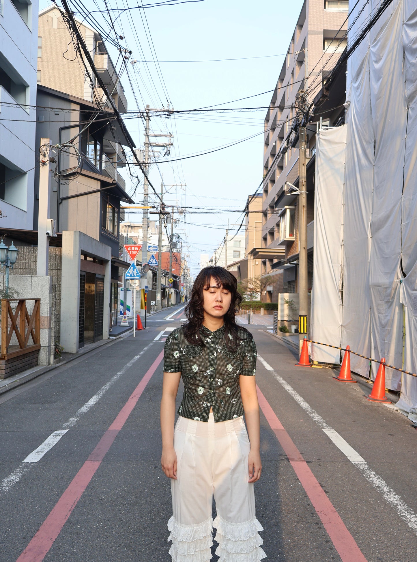 FUMIKA UCHIDA / ALLOVER EMB.SHORT SLEEVE SHIRT / BOTTLE GREEN
