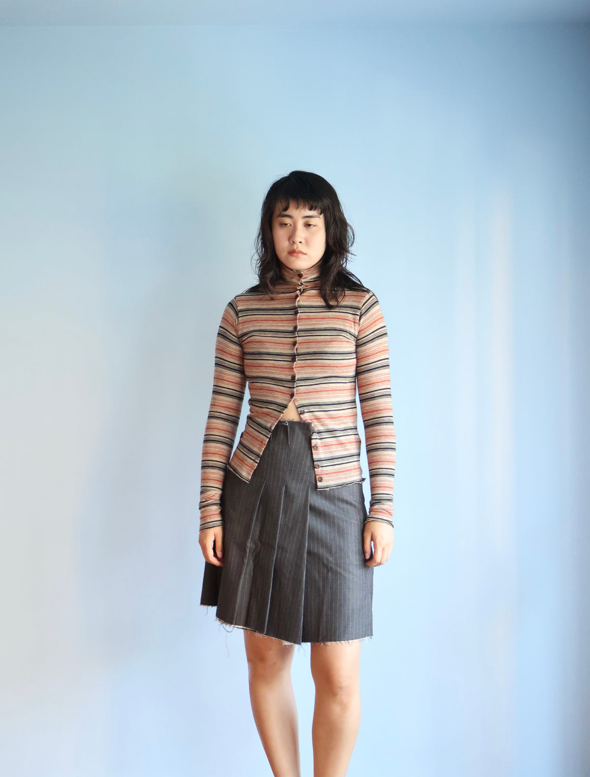 Song for the Mute / PLEATED MINI SKIRT / CHARCOAL