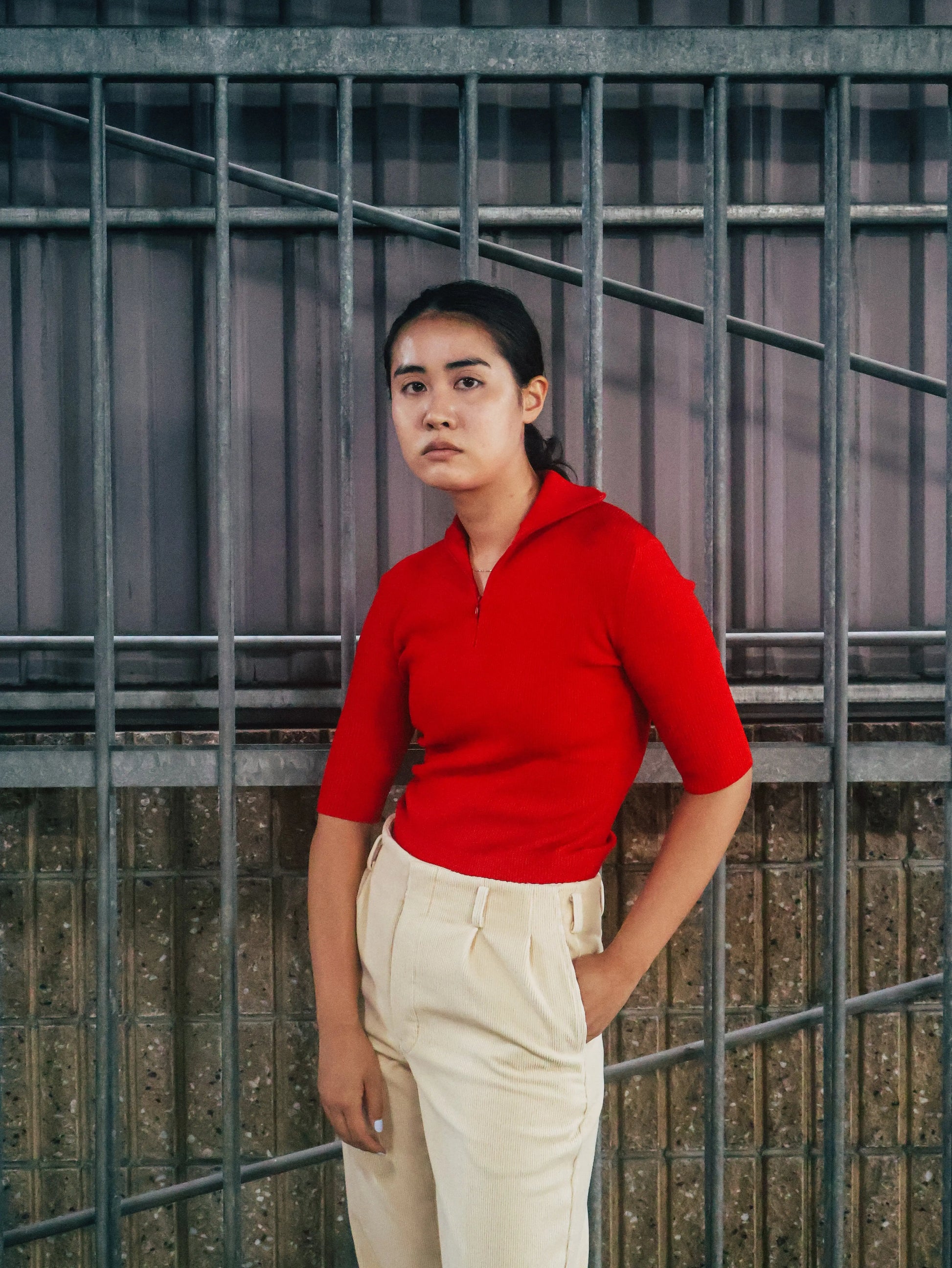 atelier SOVEN / RIBBED ZIPPED SHORT SLEEVE TOP / RED atelier SOVEN 601 | オンラインストア