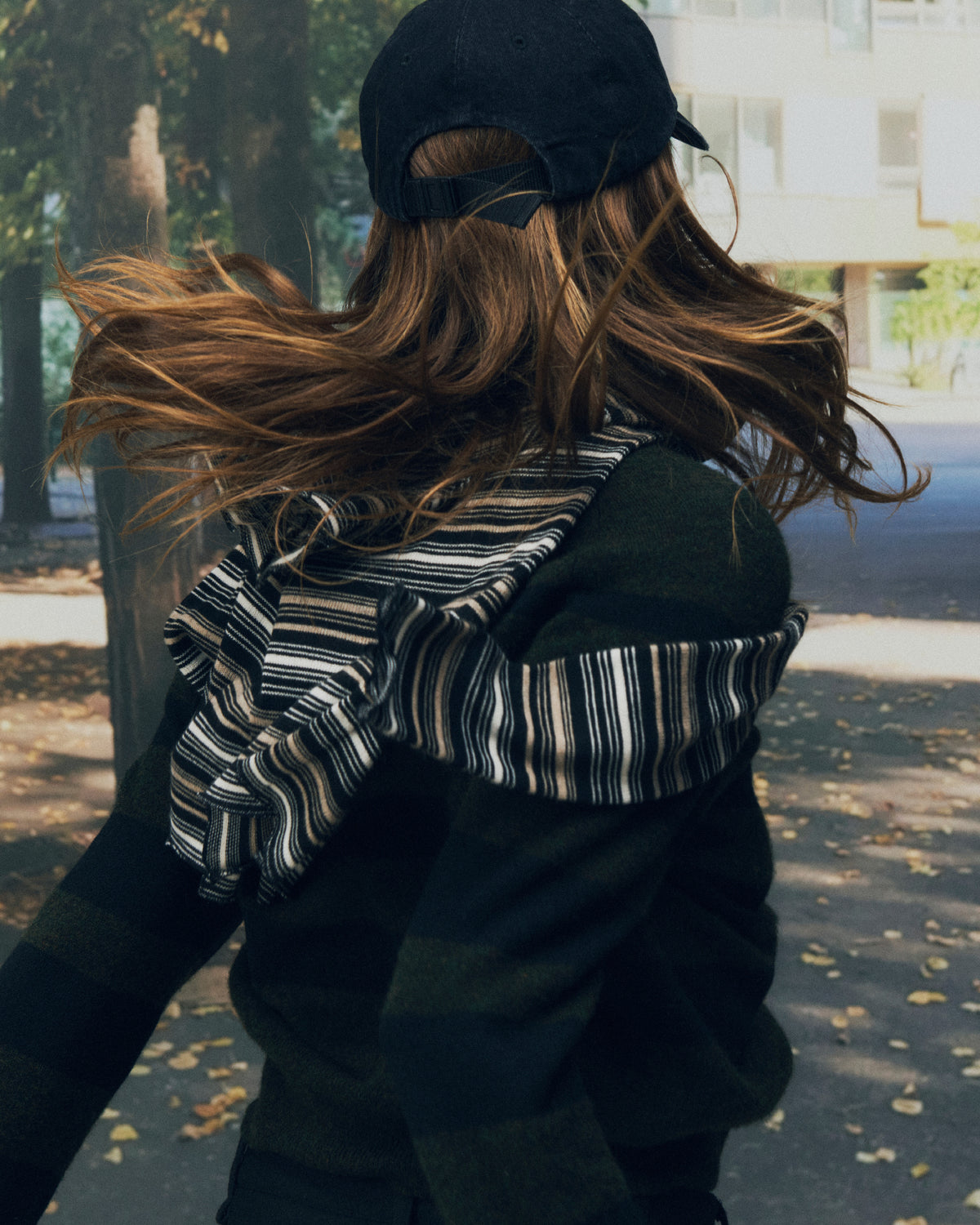 Song for the Mute / LONG SLEEVE BUTTON UP CARDIGAN / BLACK MULTI